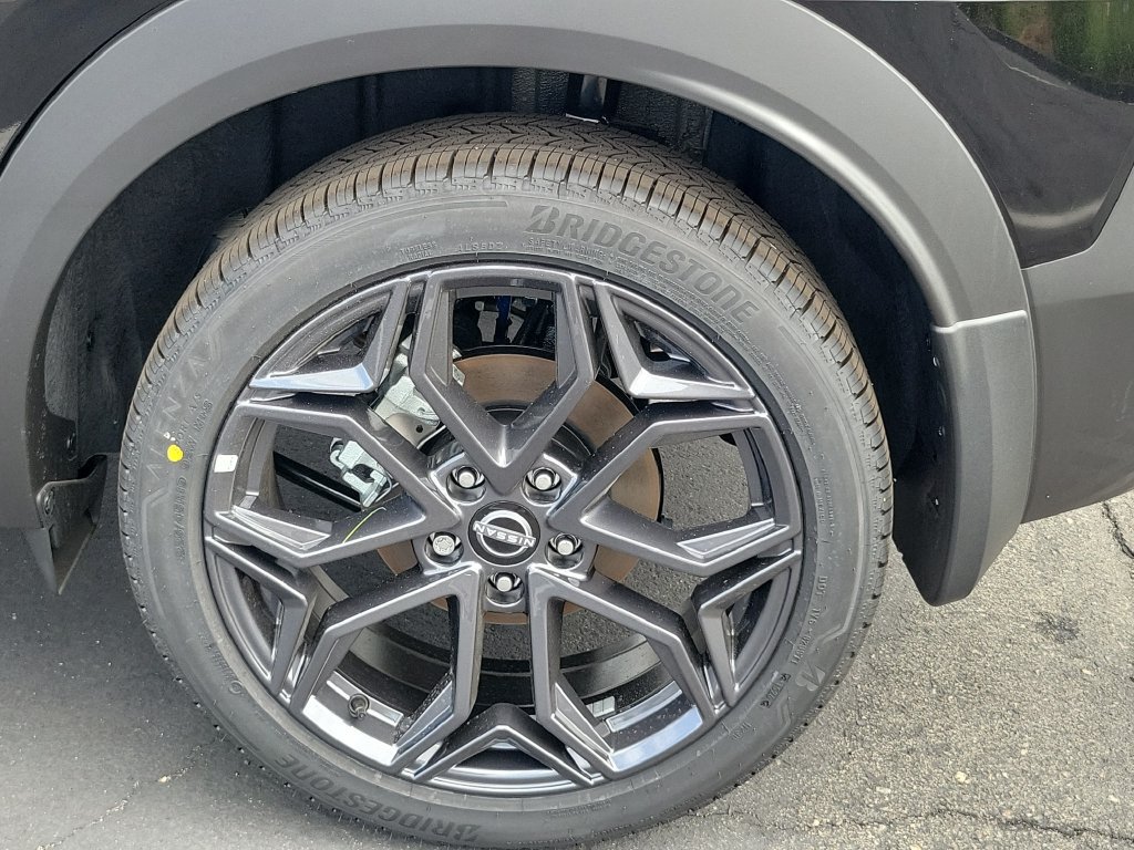New 2026 Nissan Kicks SR w/ Cold Weather Package AWD/4WD image 22