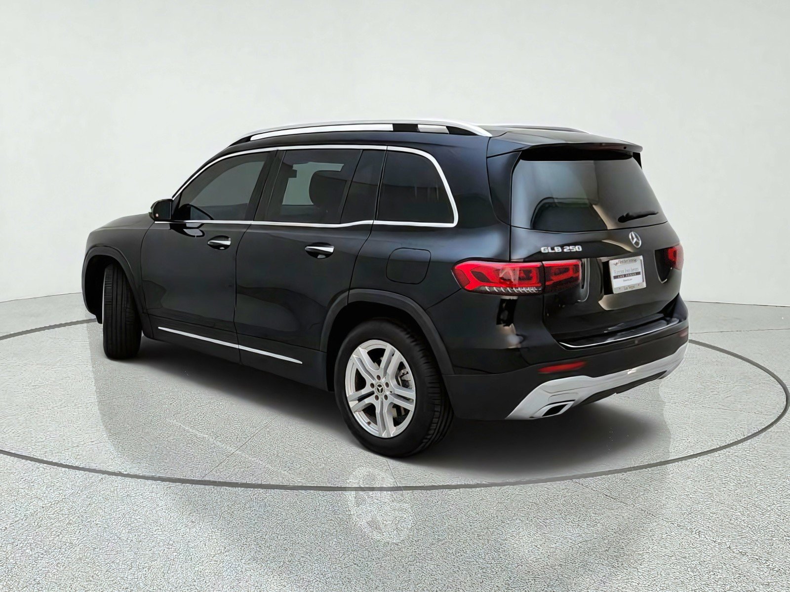 Used 2023 Mercedes-Benz GLB 250 image 12