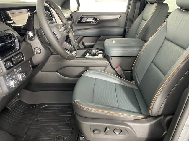New 2026 GMC Yukon XL AT4 w/ AT4 Premium Package AWD/4WD image 2