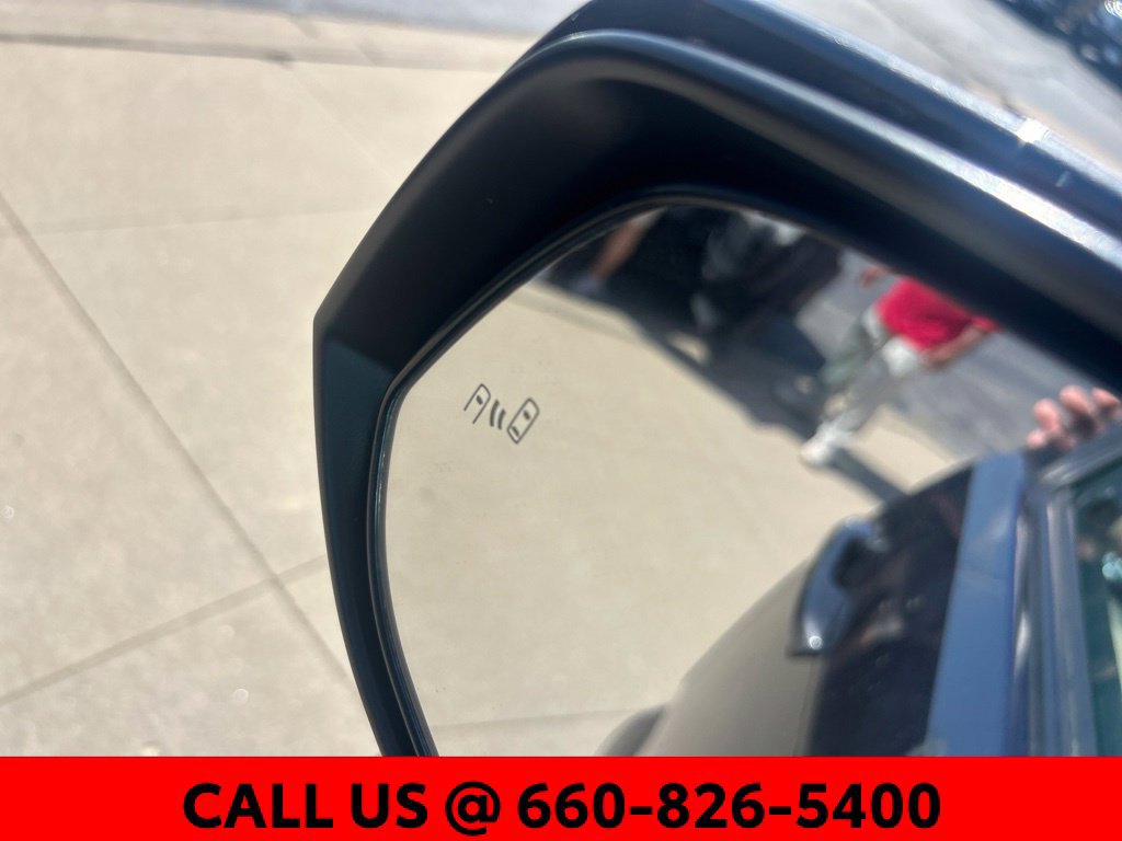 Used 2021 Toyota Tacoma TRD Sport w/ Technology Package AWD/4WD image 11