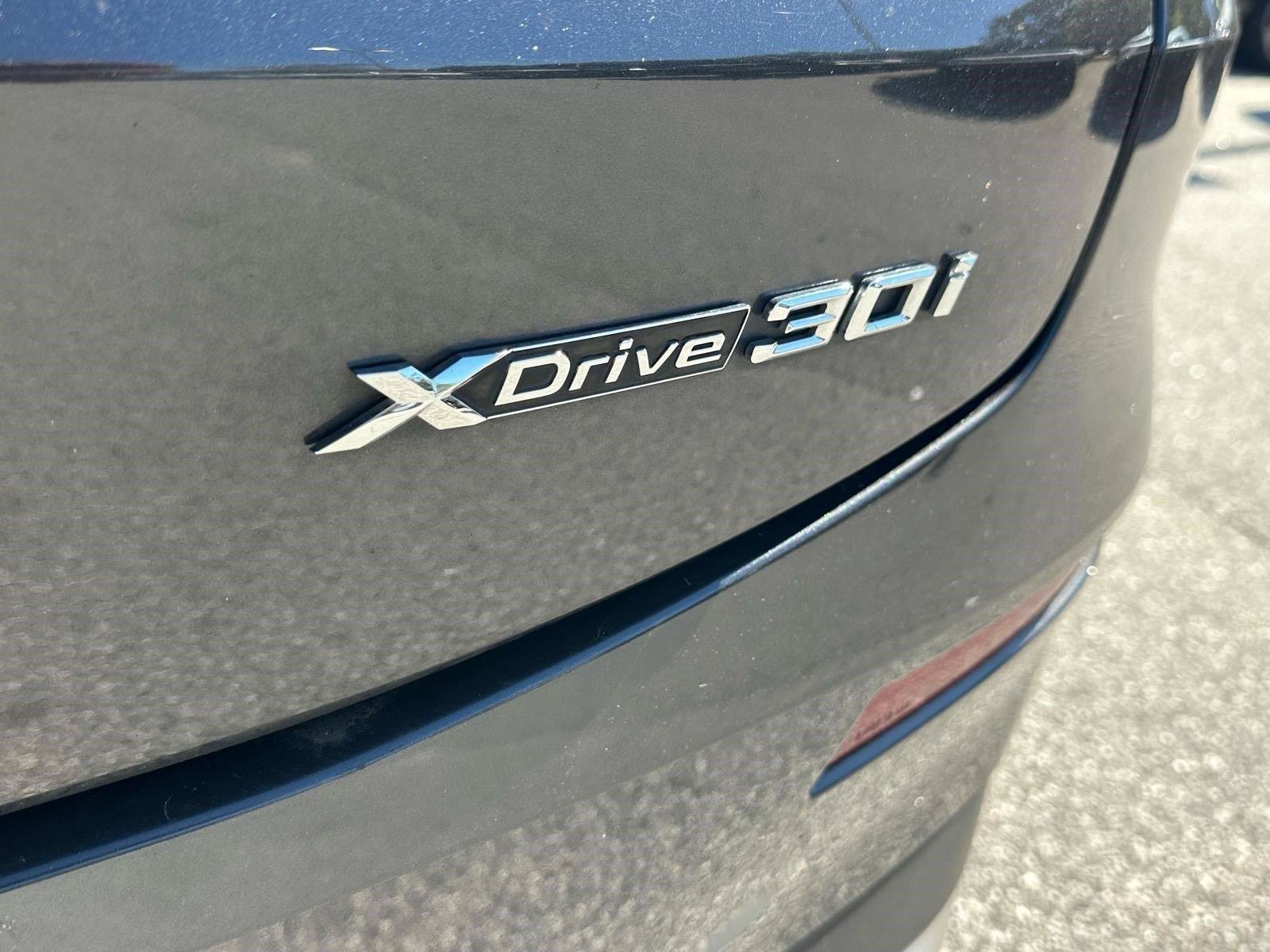 Used 2024 BMW X4 xDrive30i w/ Parking Assistance Package AWD/4WD image 18