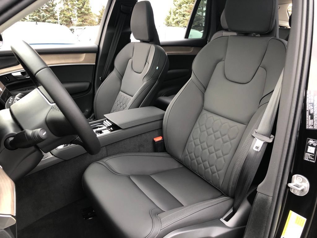 New 2026 Volvo XC90 B6 Plus w/ Protection Package Premier AWD/4WD image 27
