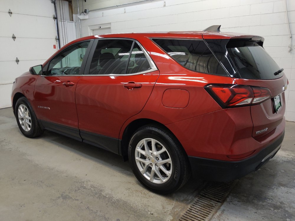 Used 2023 Chevrolet Equinox LT FWD image 3