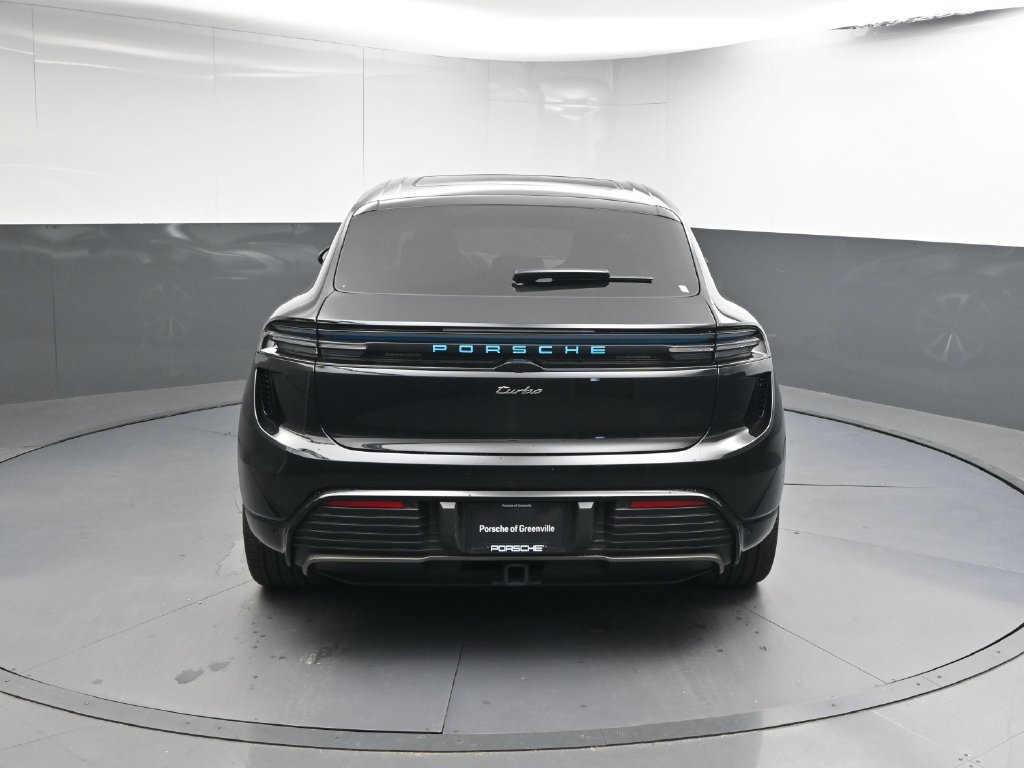Certified 2025 Porsche Macan Turbo Electric AWD/4WD image 25