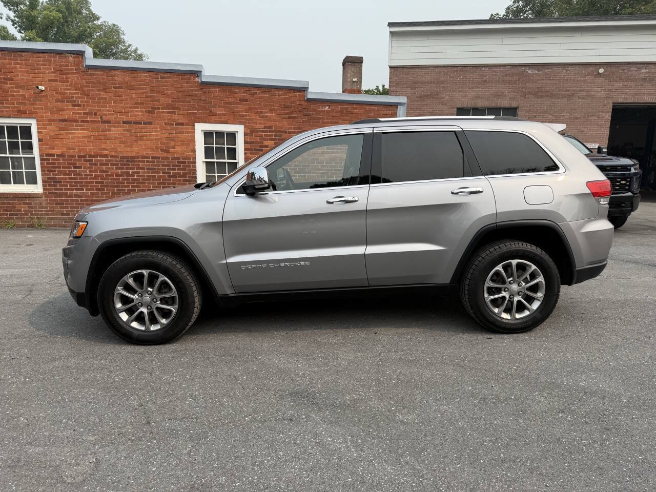 Used 2016 Jeep Grand Cherokee Limited w/ Luxury Group II