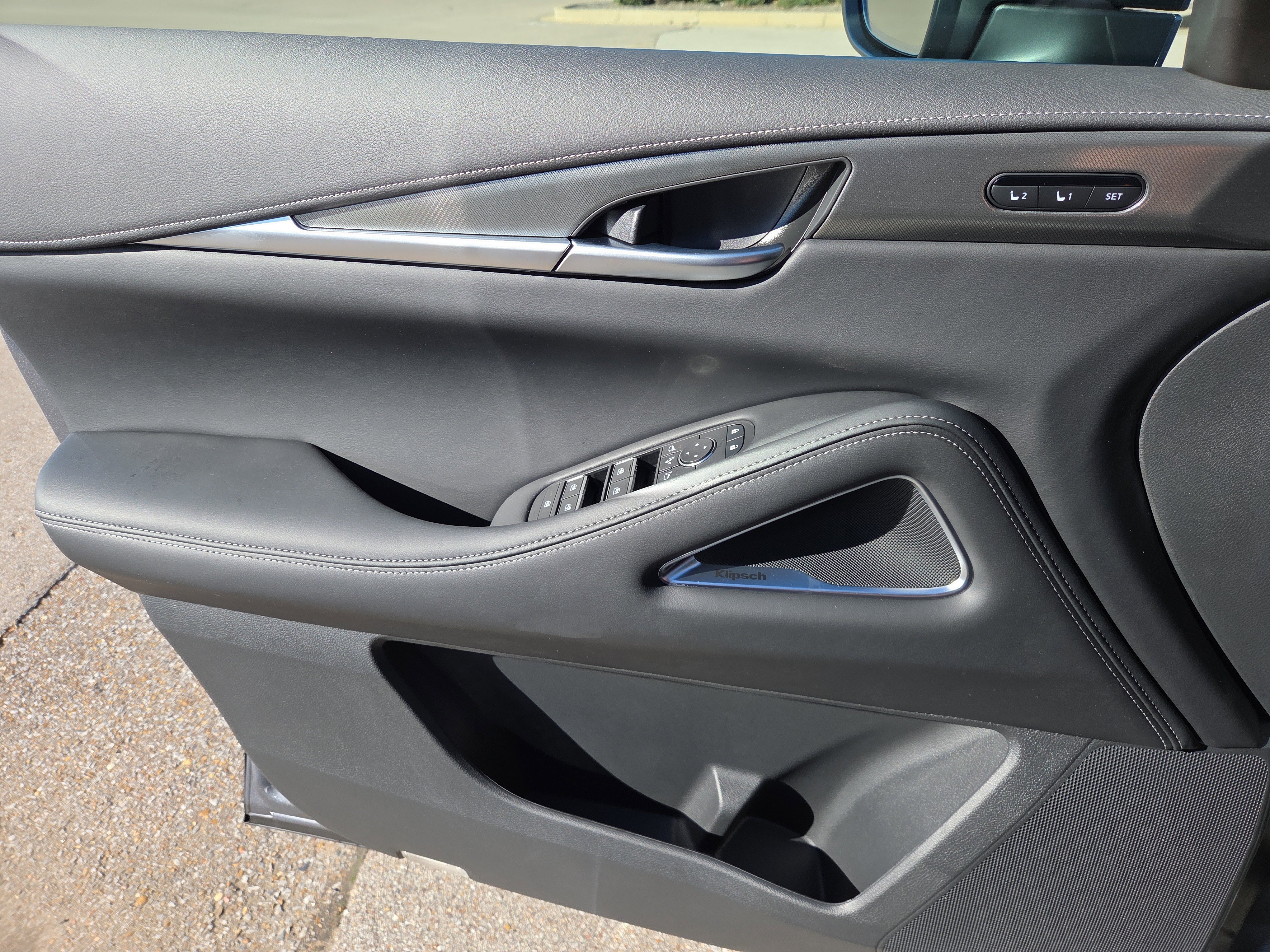 New 2026 INFINITI QX60 Luxe w/ Cargo Package image 10