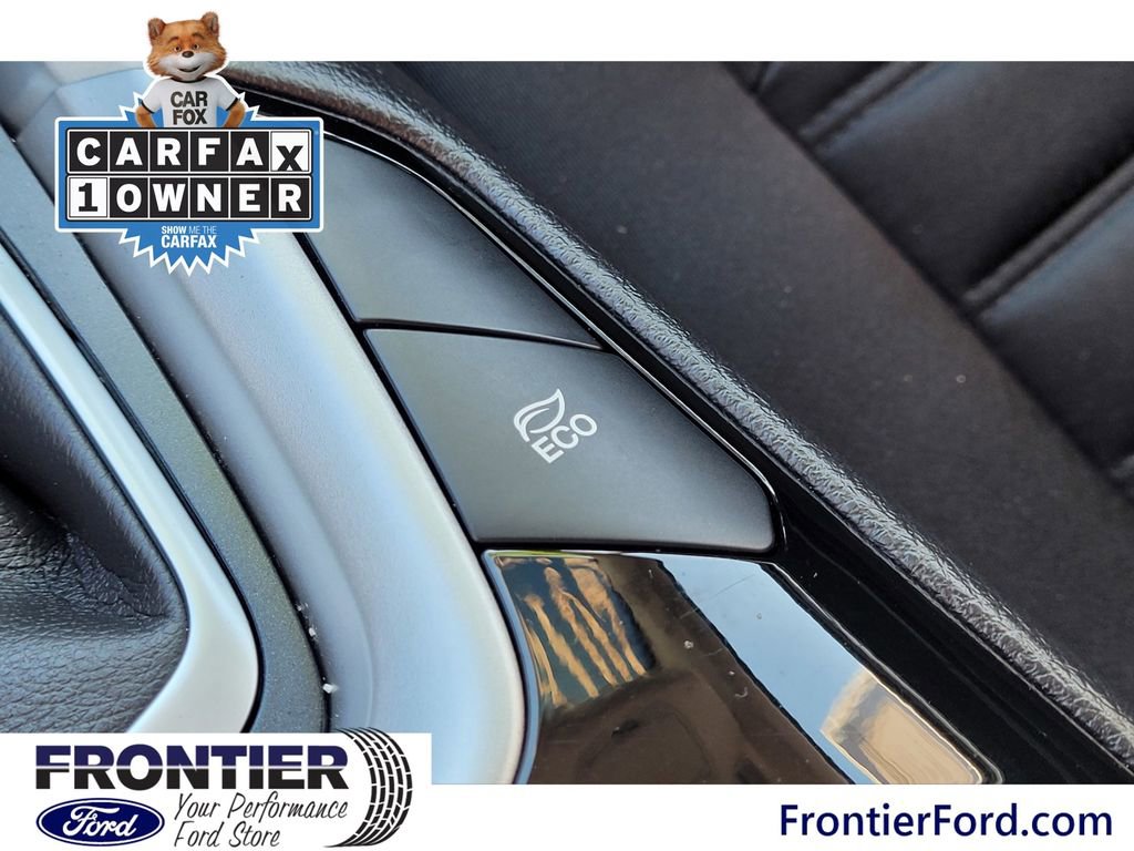 Used 2016 Ford Fusion SE image 24