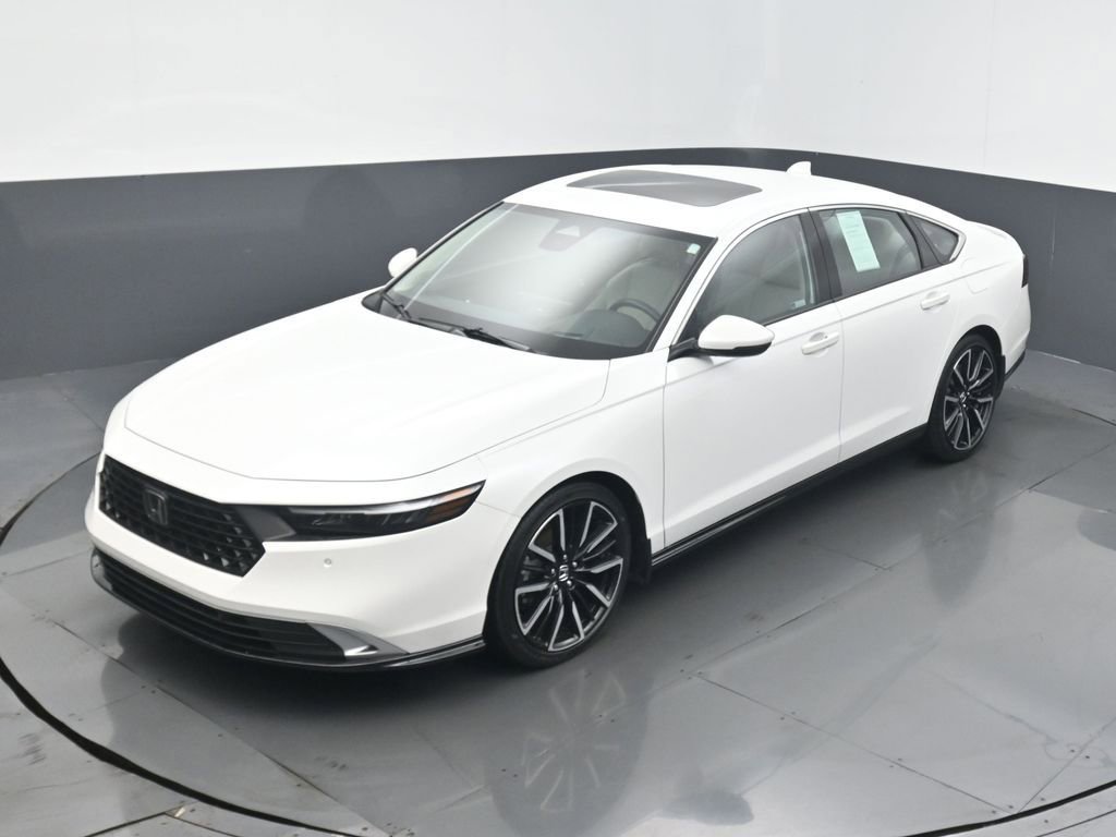 Certified 2023 Honda Accord Touring image 9