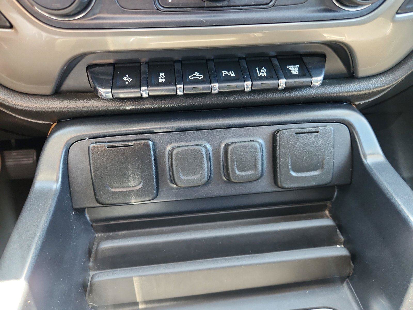 Used 2018 Chevrolet Silverado 3500 High Country w/ Duramax Plus Package AWD/4WD image 27