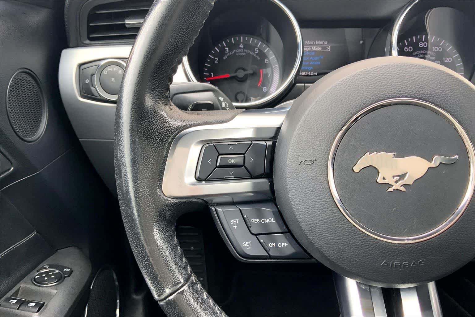Used 2017 Ford Mustang GT Premium w/ Equipment Group 401A RWD image 23