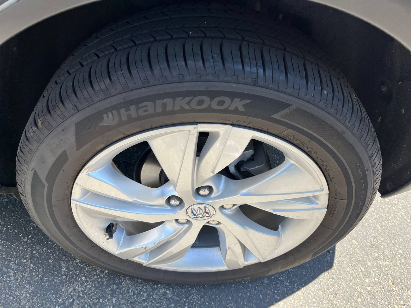 Used 2025 Buick Encore GX Preferred FWD image 29