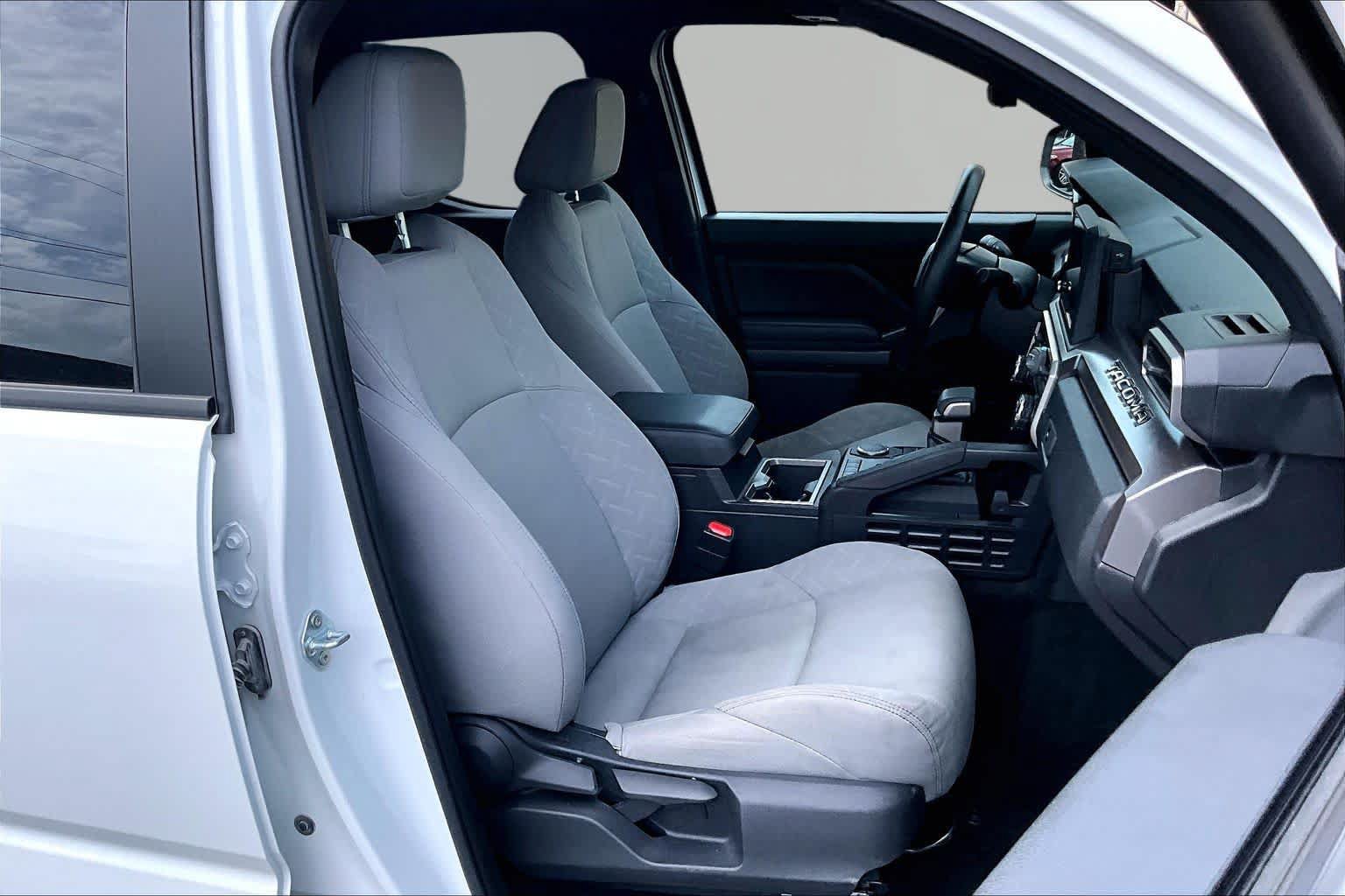 Used 2024 Toyota Tacoma SR5 RWD image 9