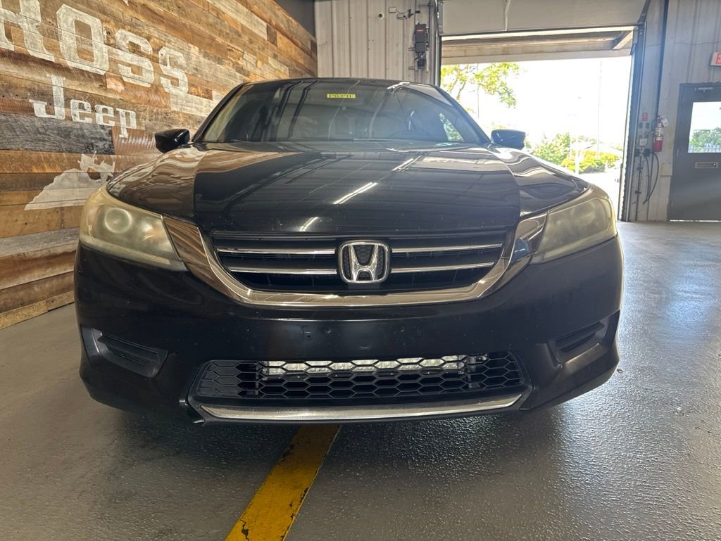 Used 2013 Honda Accord LX image 3