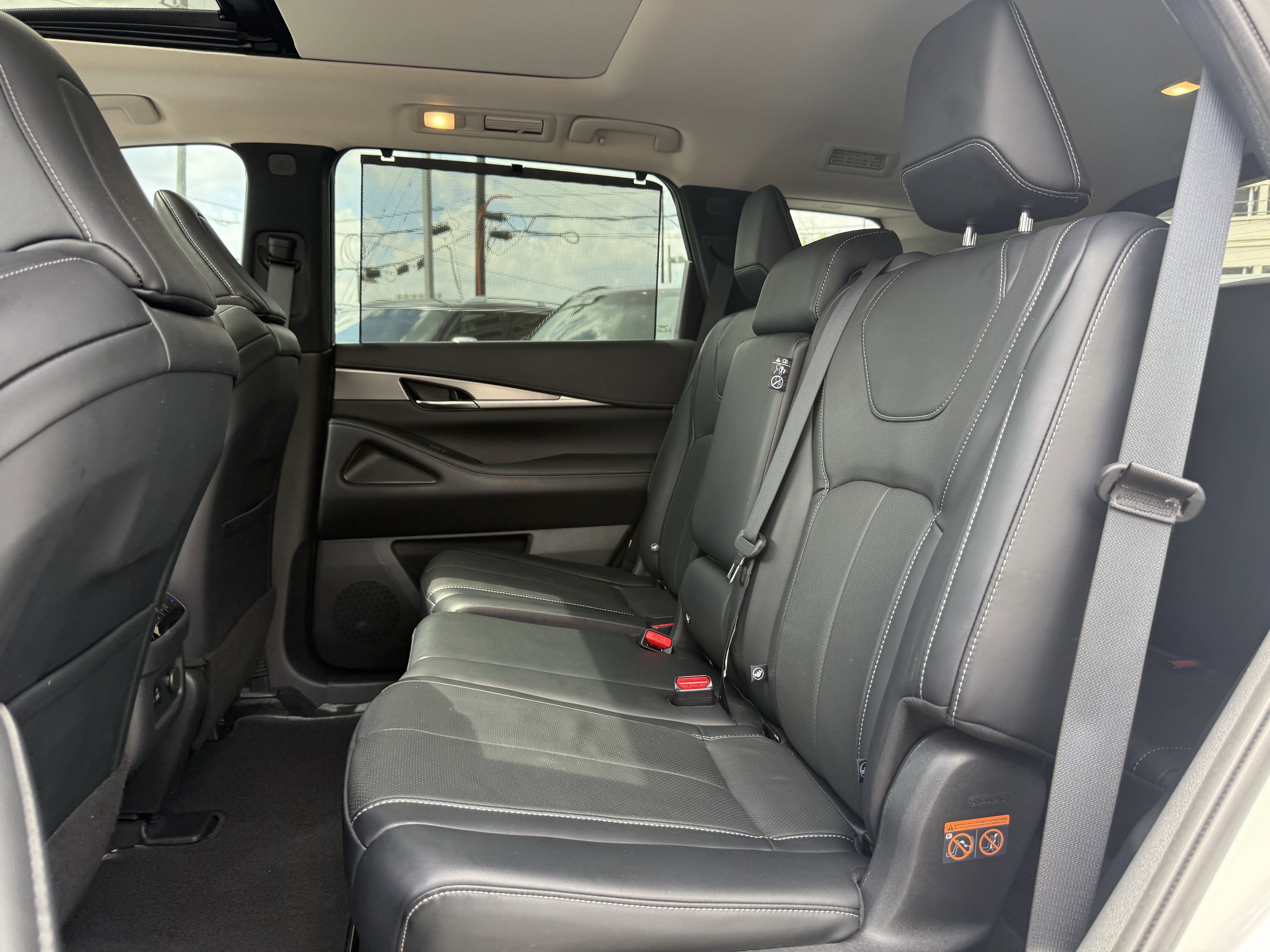 Certified 2023 INFINITI QX60 Luxe w/ Cargo Package image 16