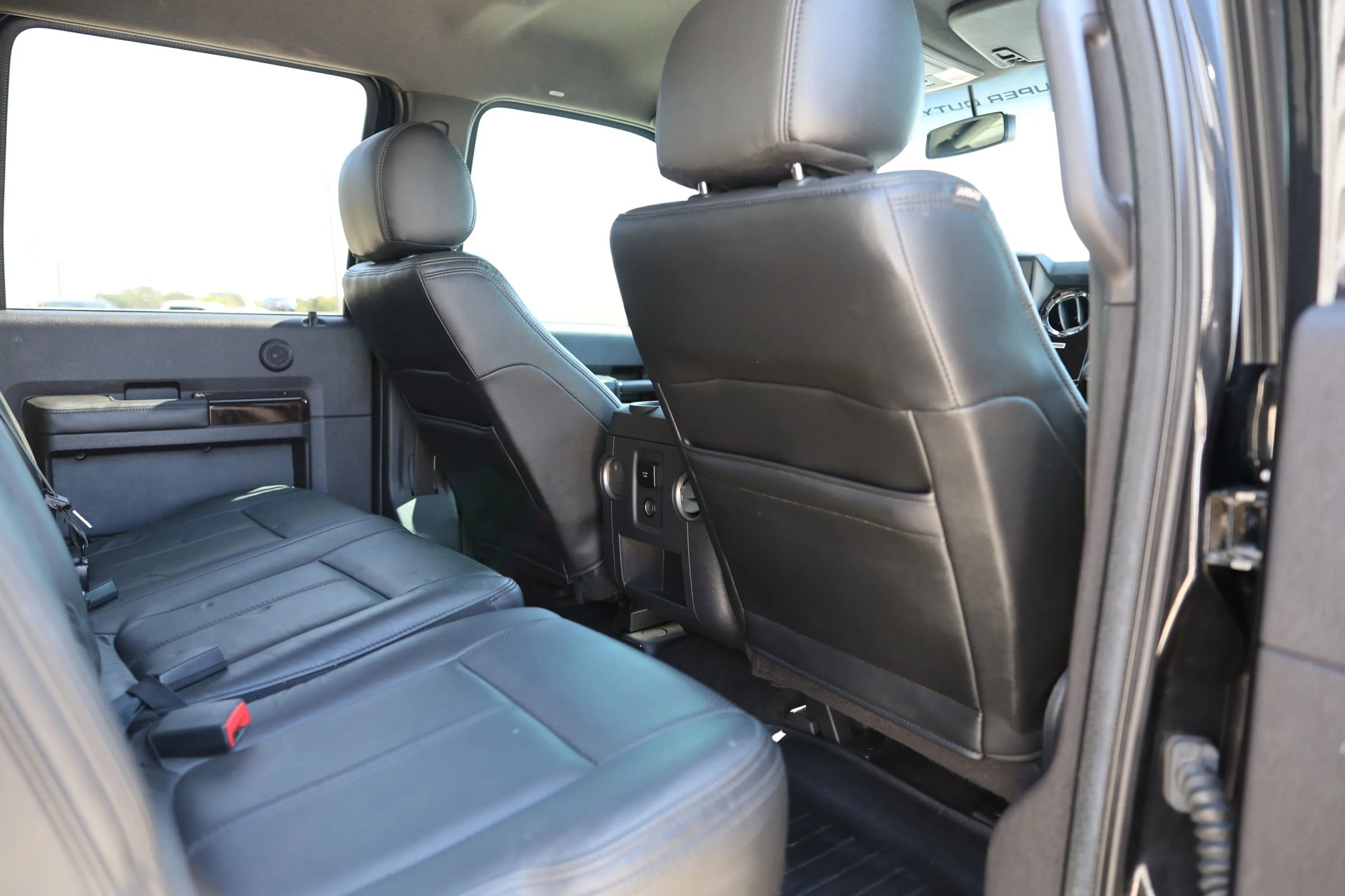 Used 2015 Ford F350 Platinum image 42