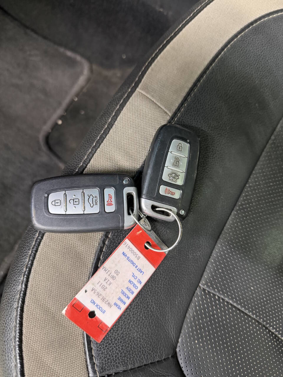 Used 2011 Kia Optima EX w/ Hybrid Premium Technology Pkg FWD image 10