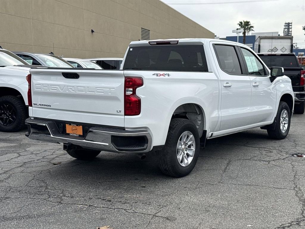 Used 2025 Chevrolet Silverado 1500 LT image 3
