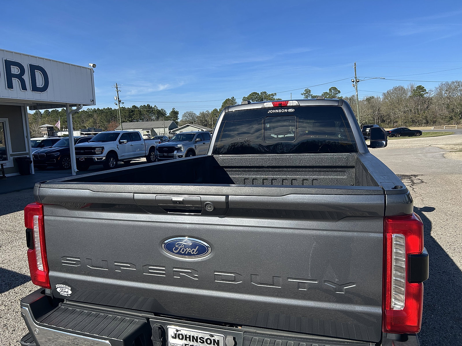 Used 2023 Ford F350 Lariat w/ Tow Technology Package image 4