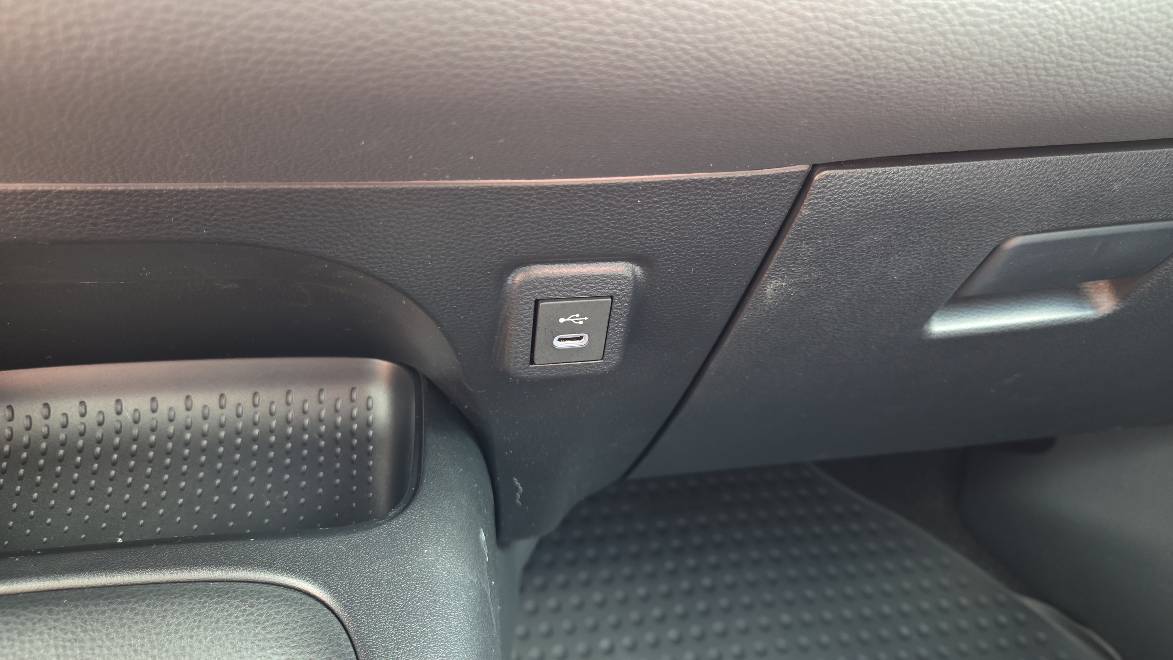 Certified 2026 Toyota Corolla SE FWD image 21