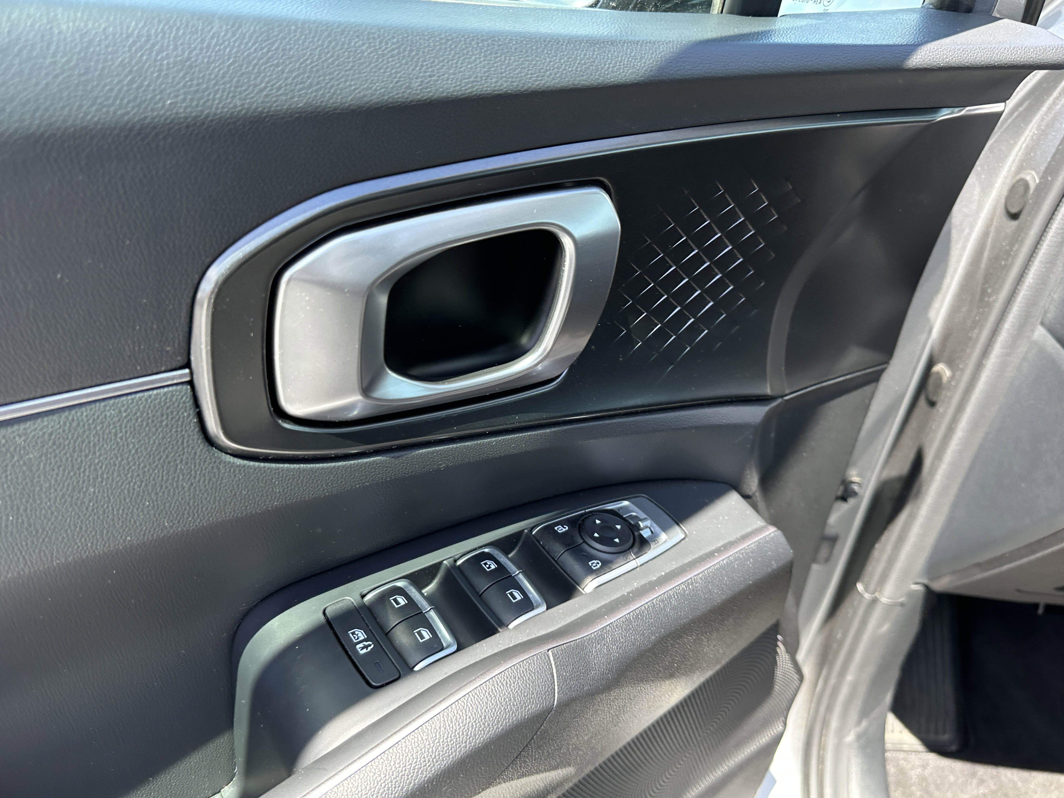 Certified 2023 Kia Sorento EX image 26