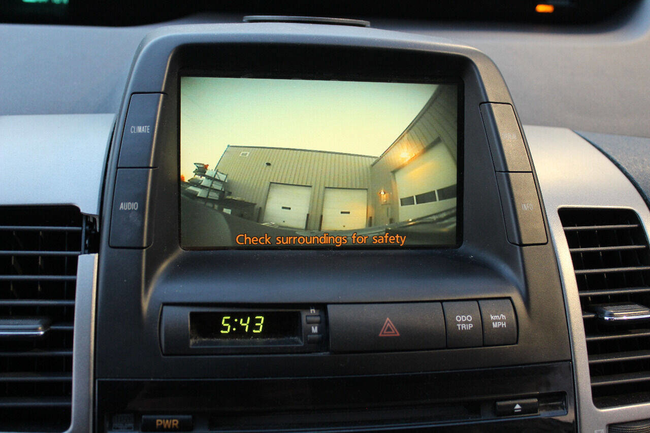 Used 2009 Toyota Prius Touring FWD image 14