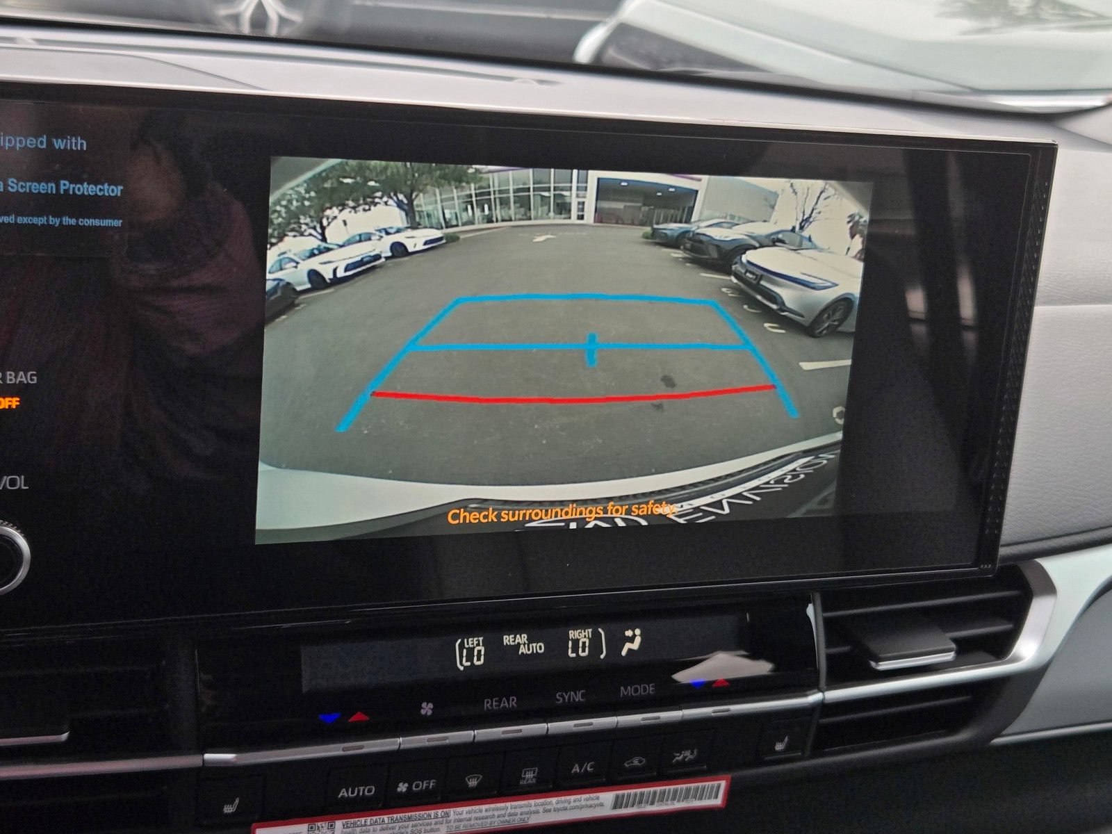 Certified 2026 Toyota Sienna XLE FWD image 15