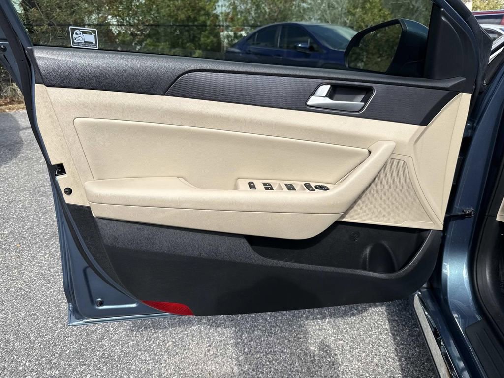 Used 2015 Hyundai Sonata Sport image 22