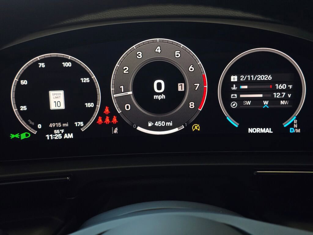 Certified 2025 Porsche Cayenne Coupe image 43
