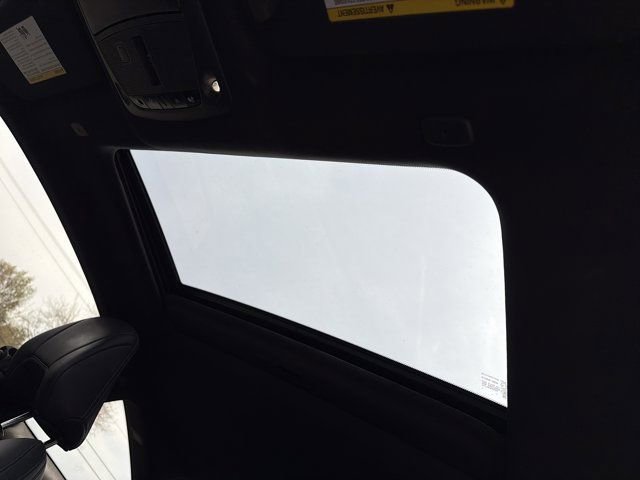 Used 2019 INFINITI Q60 3.0t Luxe w/ Essential Package image 21