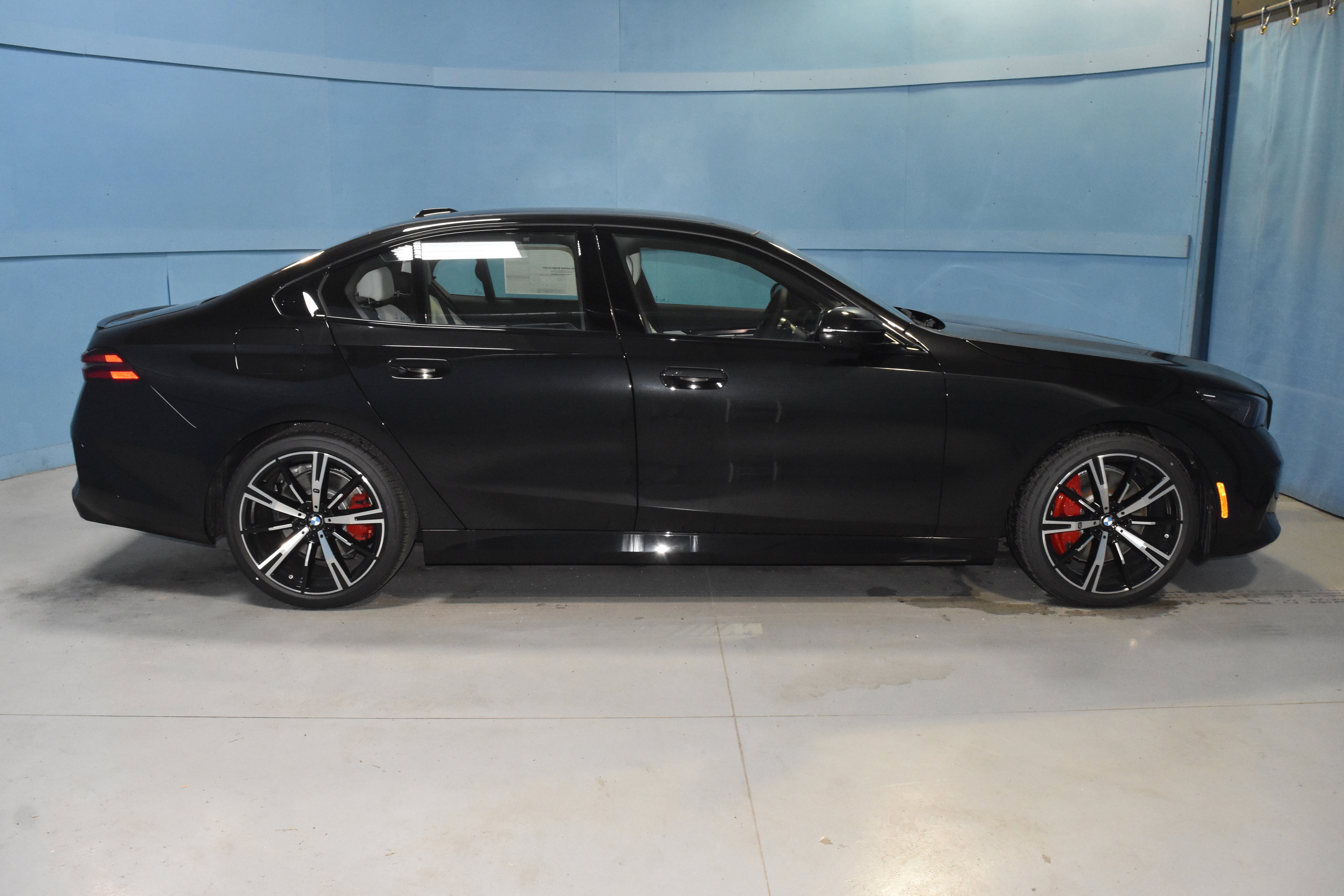 New 2027 BMW 540i xDrive AWD/4WD image 21
