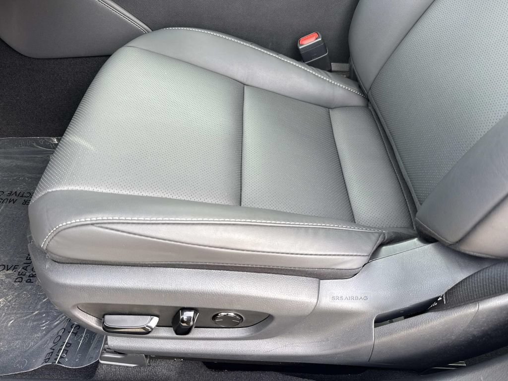 Used 2025 Lexus ES 350 w/ Premium Package FWD image 26