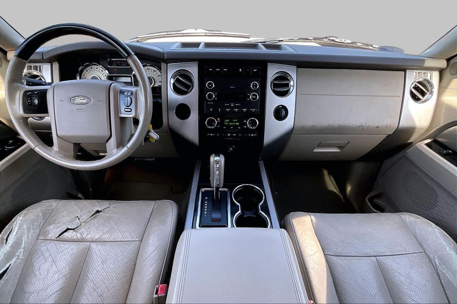 Used 2011 Ford Expedition Limited RWD image 13