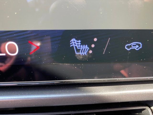 New 2024 Chevrolet Equinox EV RS AWD/4WD image 11