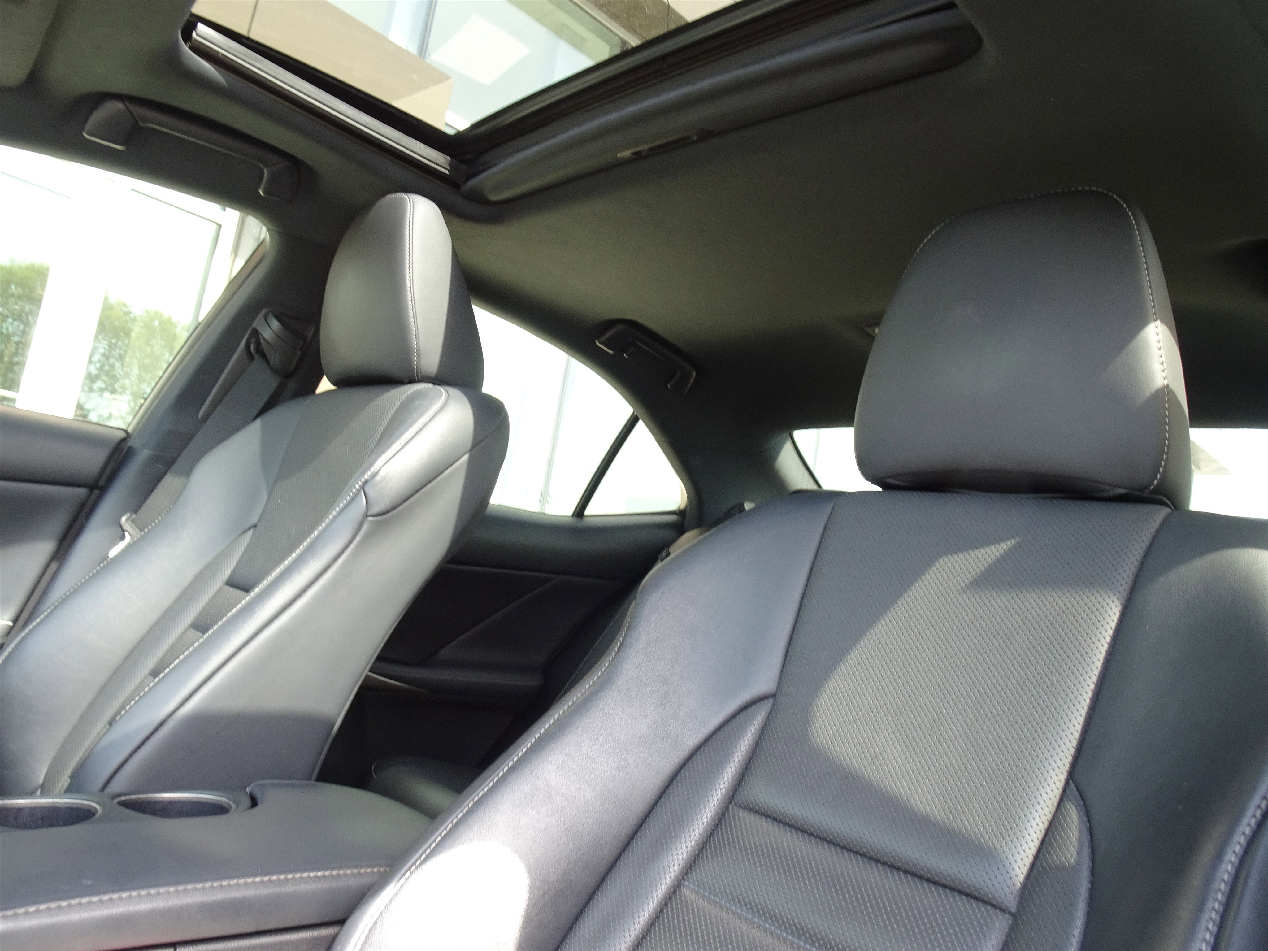 Used 2016 Lexus IS 300 AWD w/ F Sport Package image 10