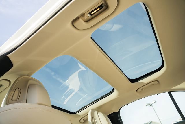 Certified 2025 Mercedes-Benz E 350 4MATIC Sedan image 32