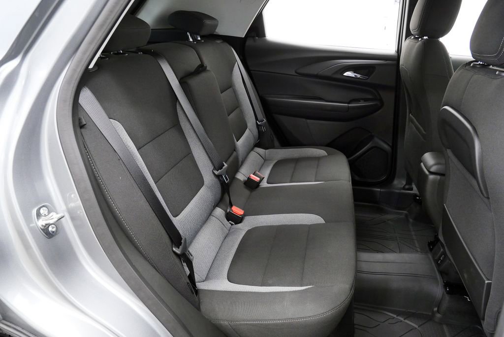 Used 2026 Chevrolet TrailBlazer LT w/ Convenience Package AWD/4WD image 17