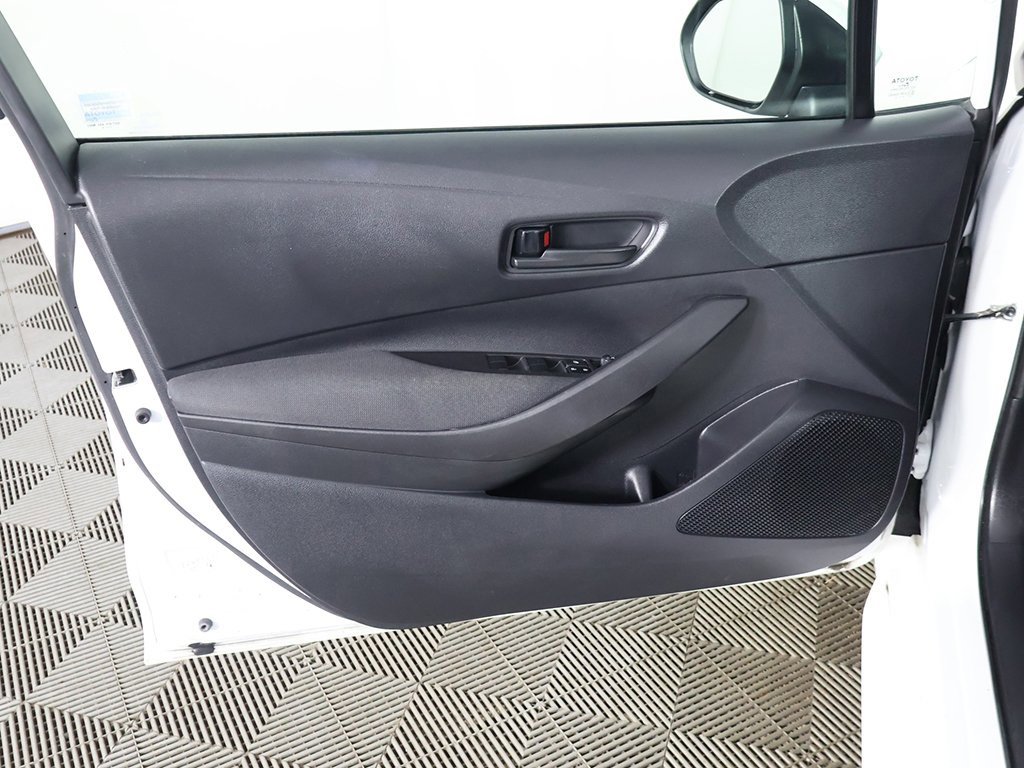 Used 2024 Toyota Corolla LE image 19