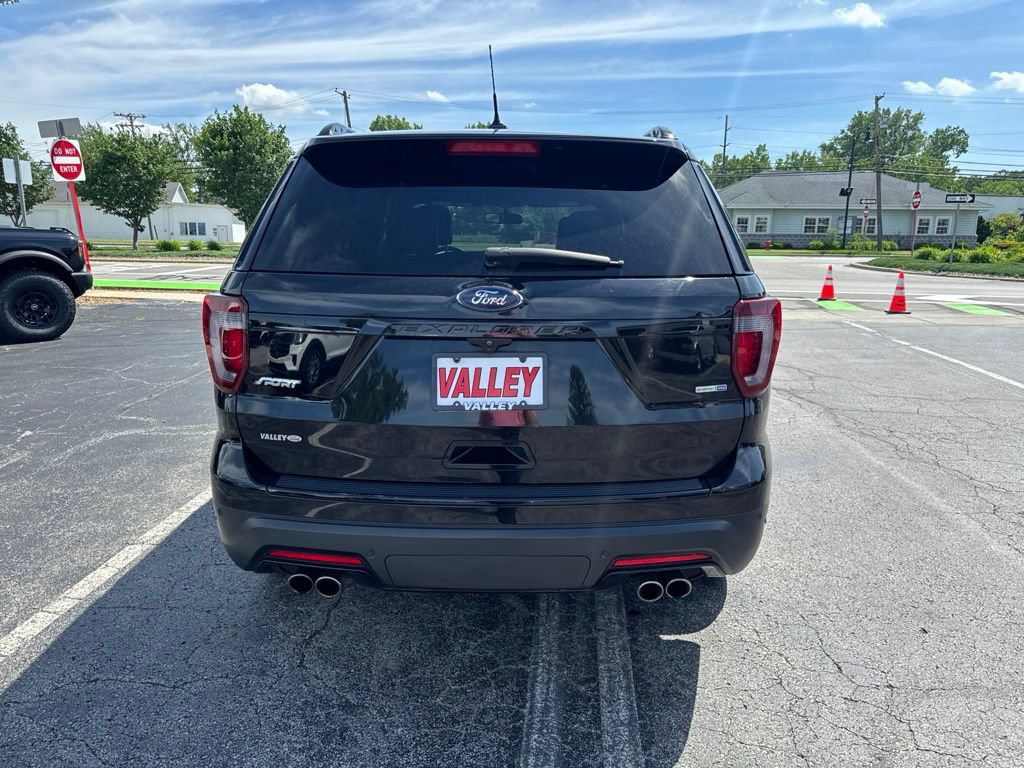 Used 2018 Ford Explorer Sport AWD/4WD image 4