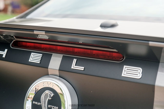 Used 2010 Ford Mustang Shelby GT500 RWD image 98