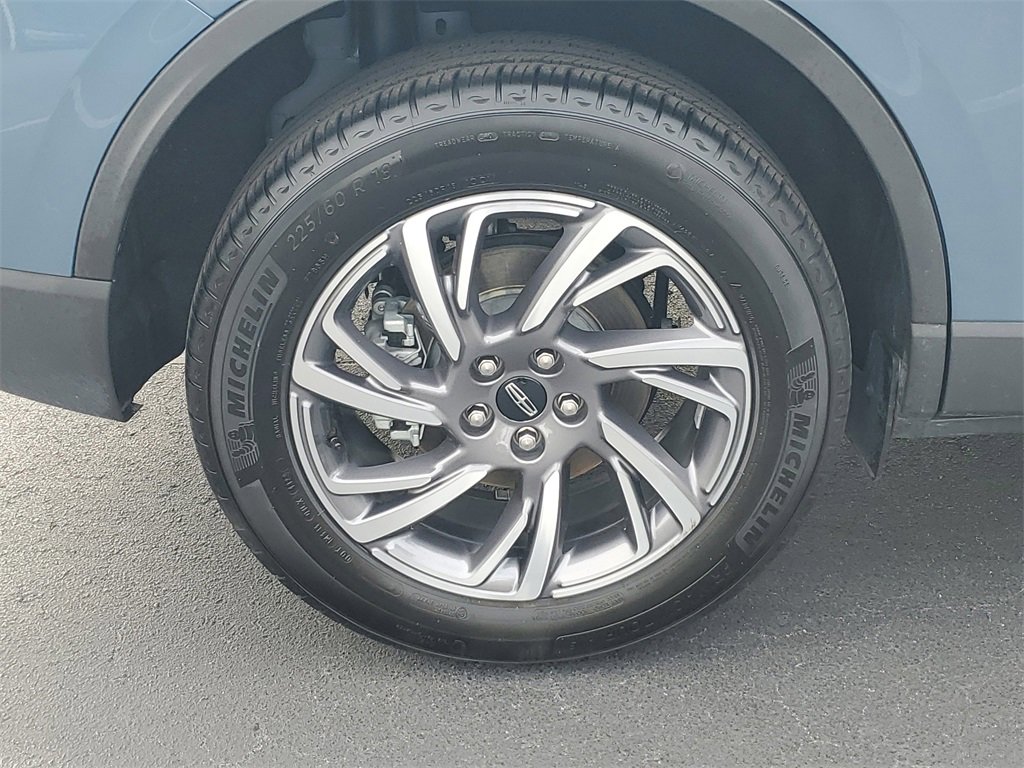 Used 2023 Lincoln Corsair FWD w/ Equipment Group 101A image 6