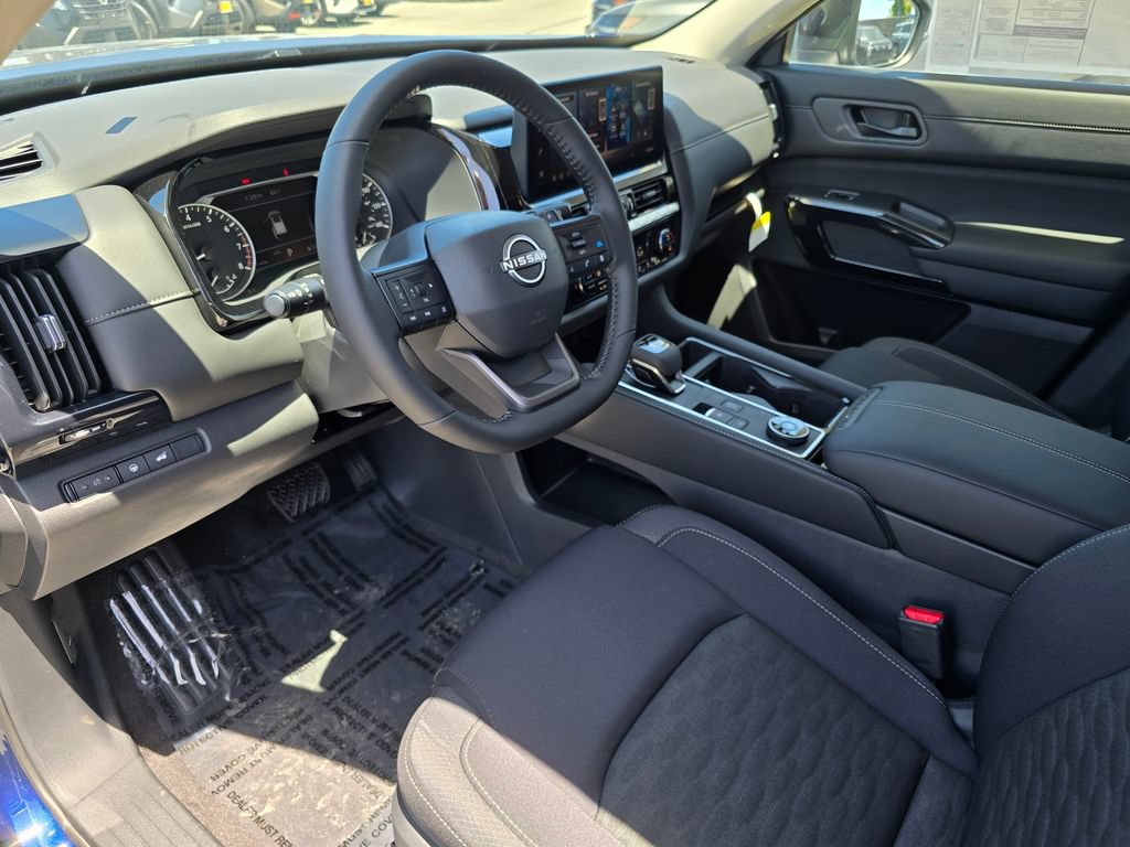 New 2026 Nissan Pathfinder SV w/ Cargo Package AWD/4WD image 8