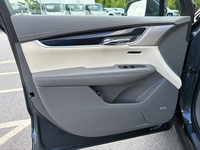 Used 2020 Cadillac XT6 Premium Luxury FWD image 10