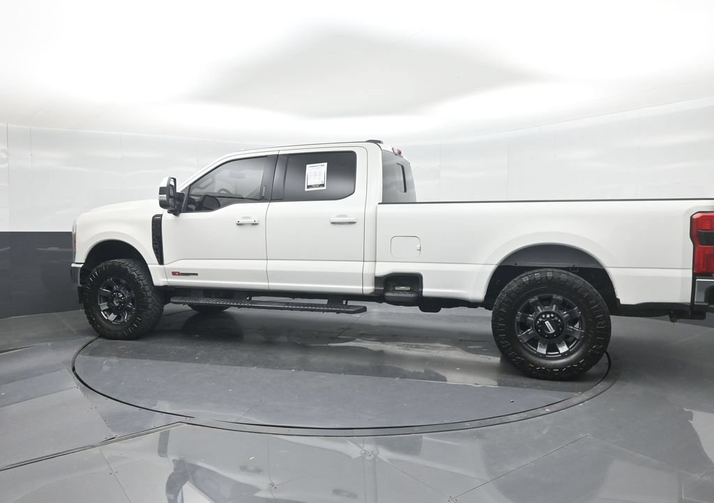 Used 2023 Ford F350 Lariat w/ Sport Appearance Package AWD/4WD image 28