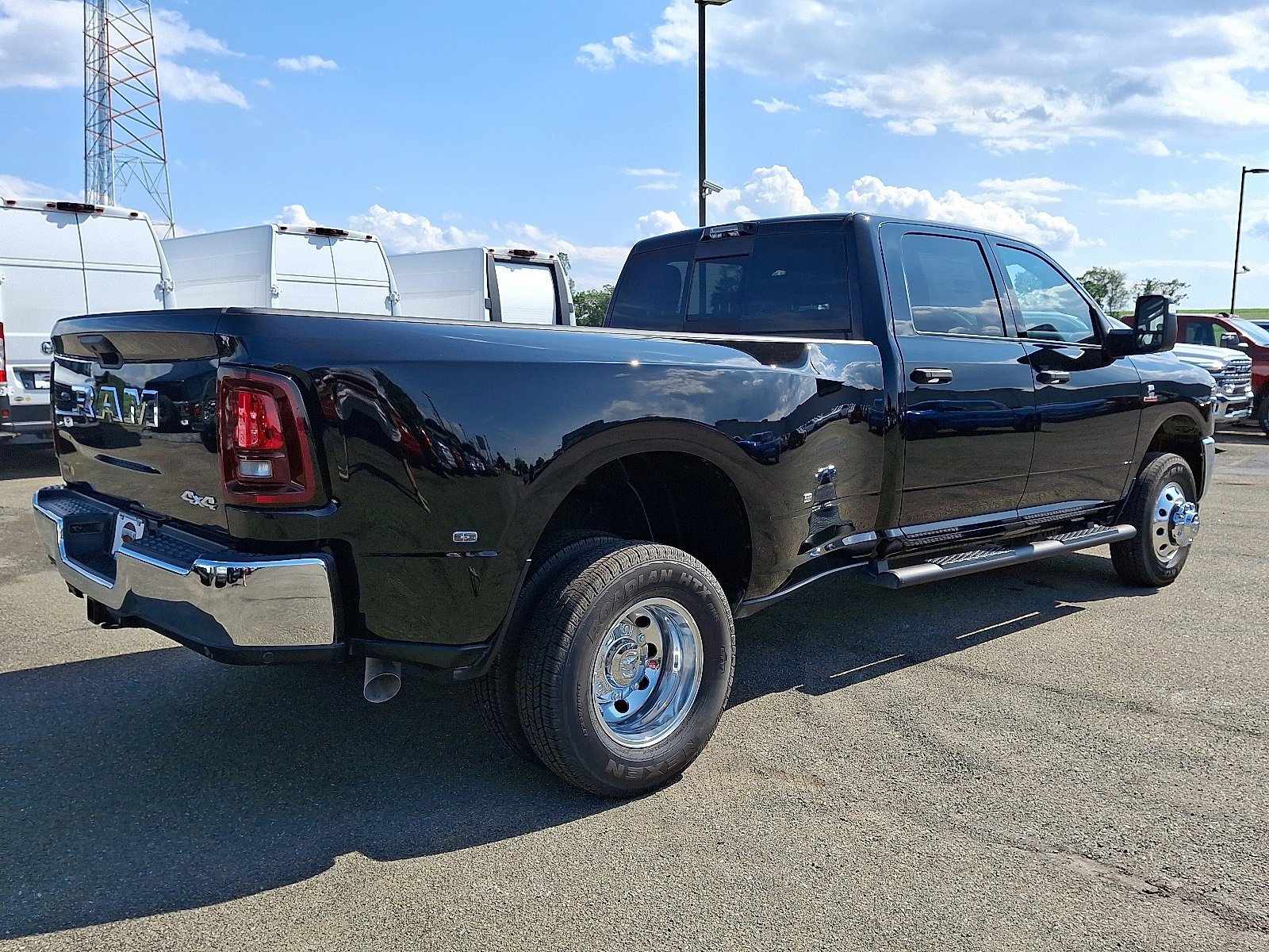 New 2025 RAM 3500 Tradesman image 4