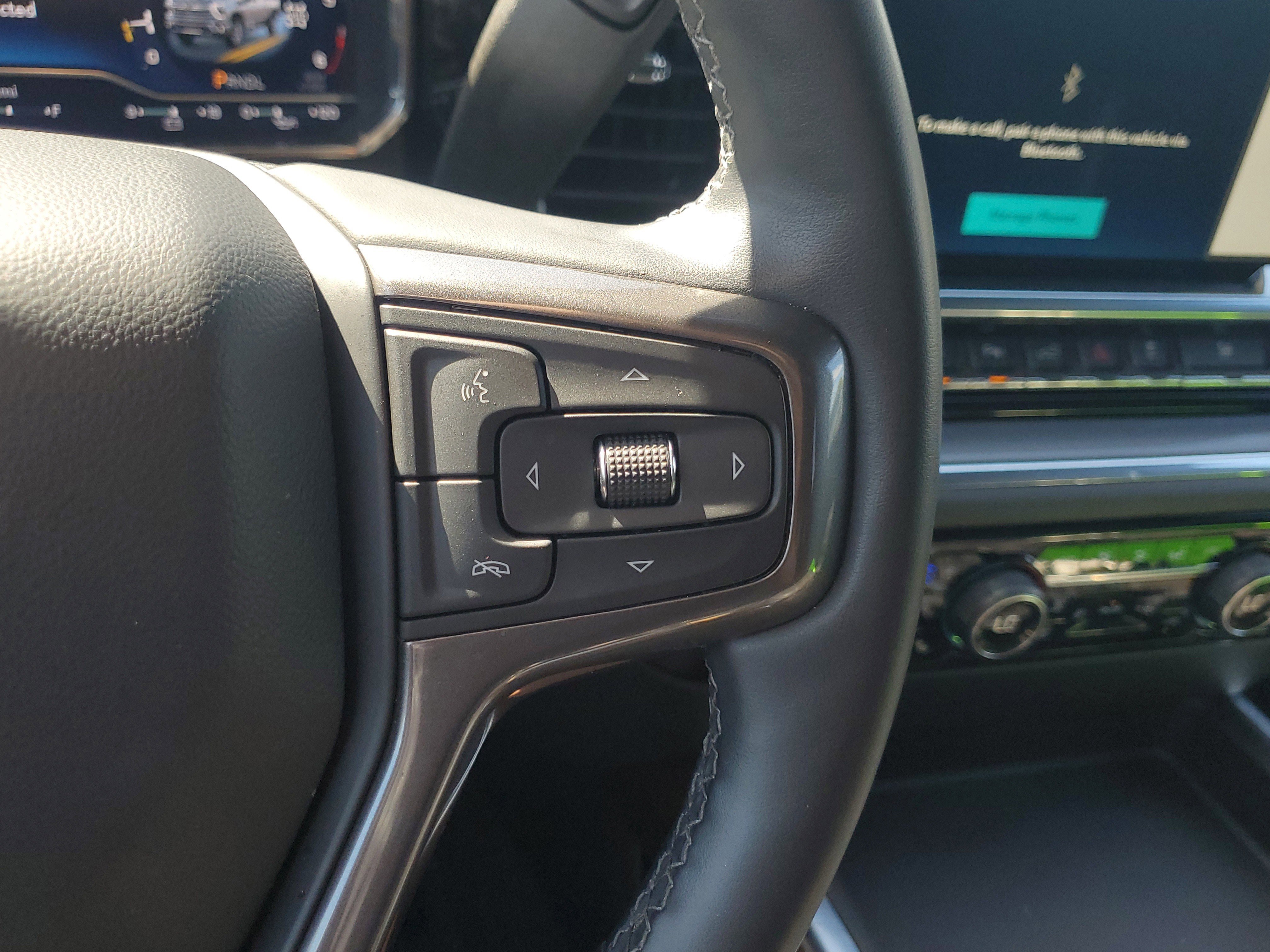 Used 2024 Chevrolet Silverado 2500 High Country AWD/4WD image 26