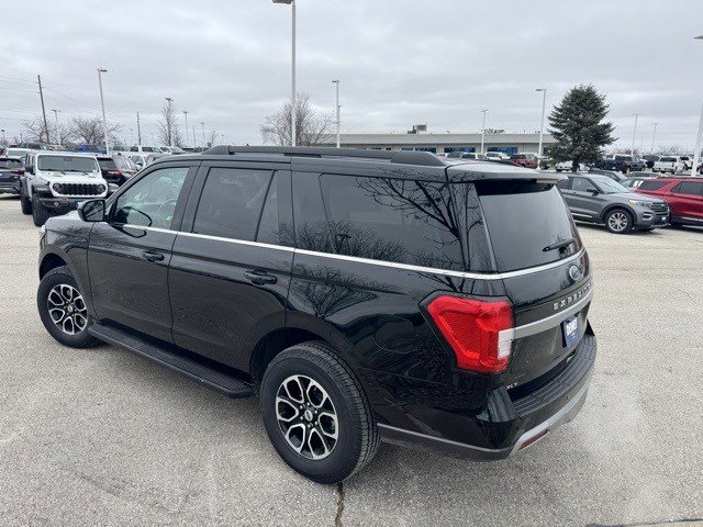 Certified 2024 Ford Expedition XLT image 6