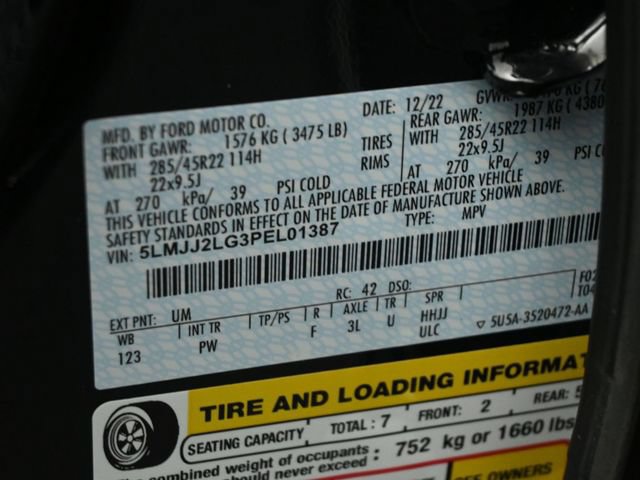 Certified 2023 Lincoln Navigator Reserve AWD/4WD image 39
