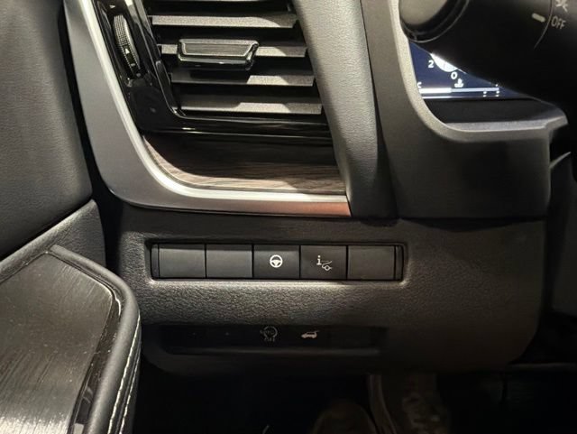 New 2026 Nissan Rogue Platinum AWD/4WD image 4