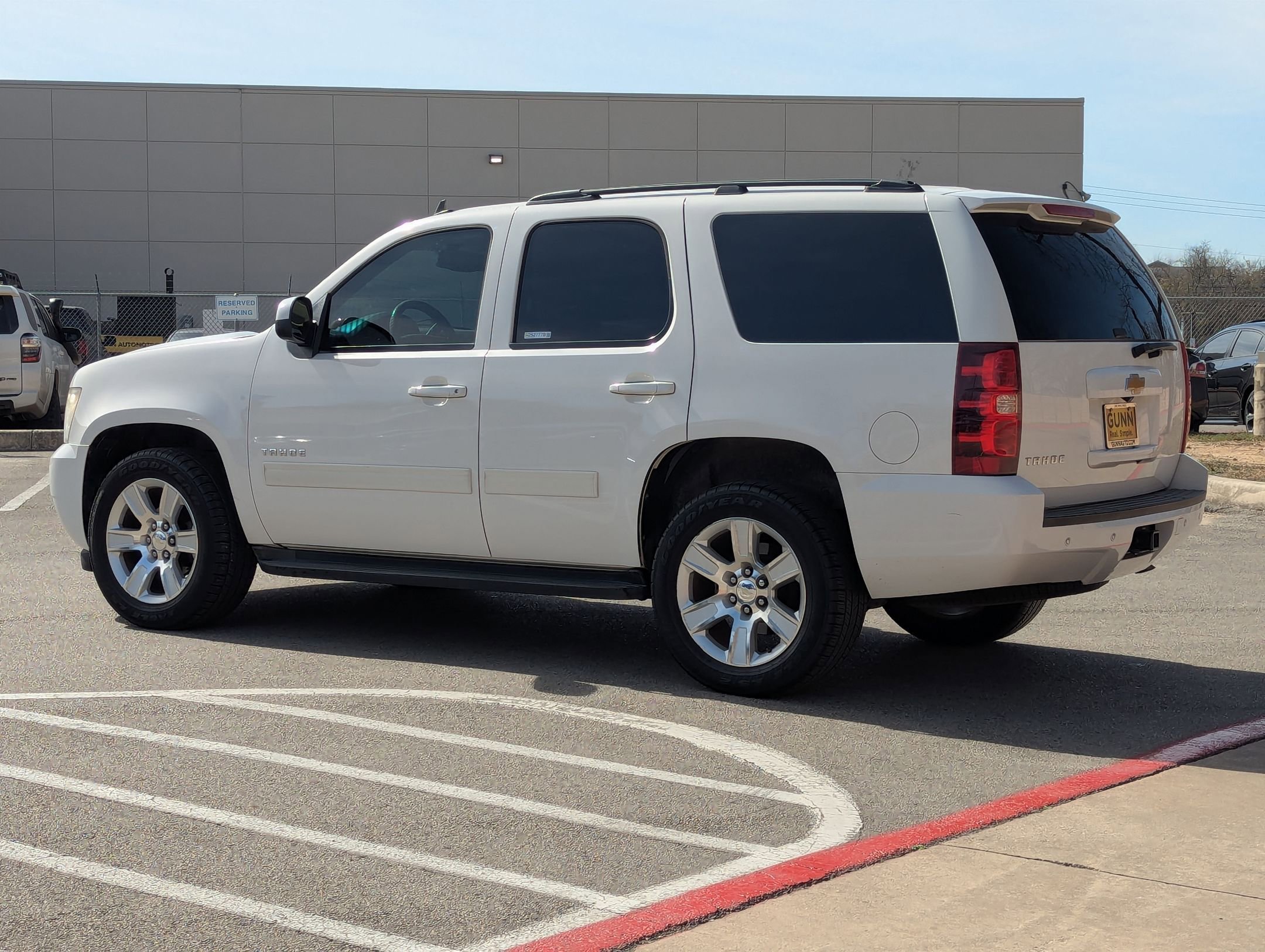 Used 2013 Chevrolet Tahoe LT w/ Luxury Package image 6