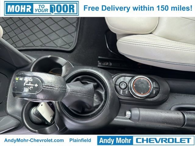 Used 2019 MINI Cooper 2-Door Hardtop w/ Signature Upholstery Package image 24